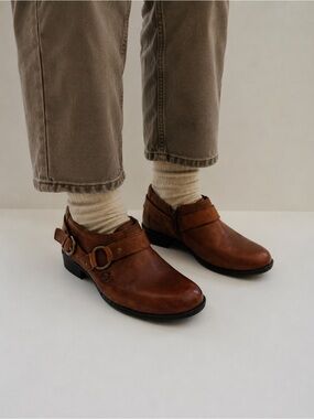 Born Women's Deena Brown Leather Ankle Buckle Booties